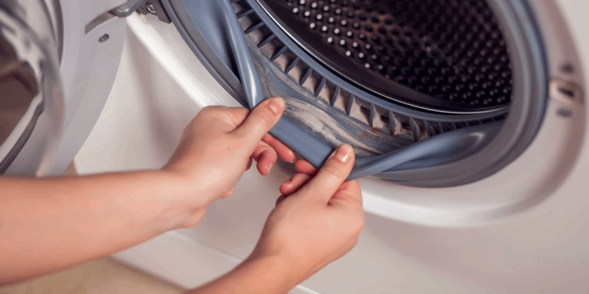 How to clean a washing machine drum