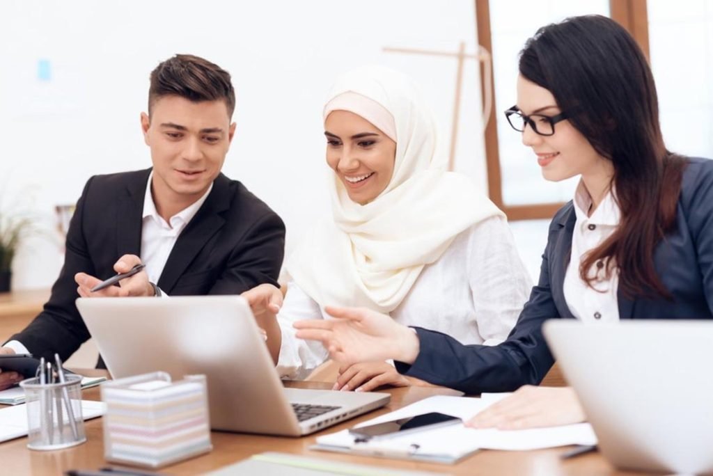 how do recruitment agencies in dubai work