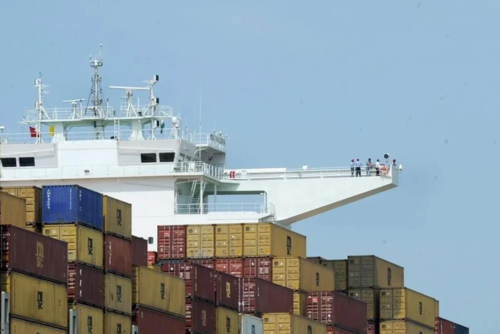 Cargo Services in Ajman: A Comprehensive Guide