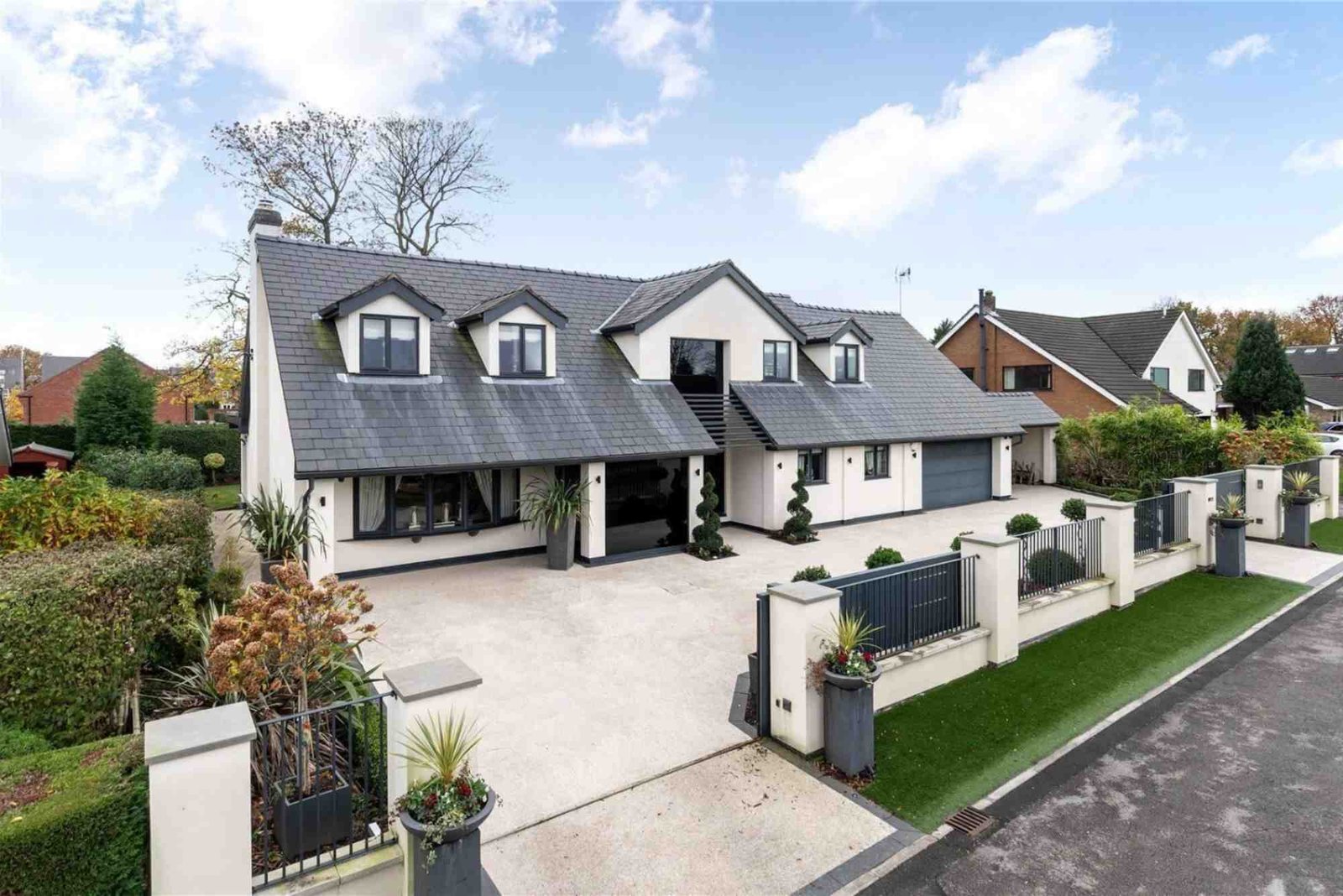 Property for Sale in Wilmslow – Cheshire Executive & Family Homes