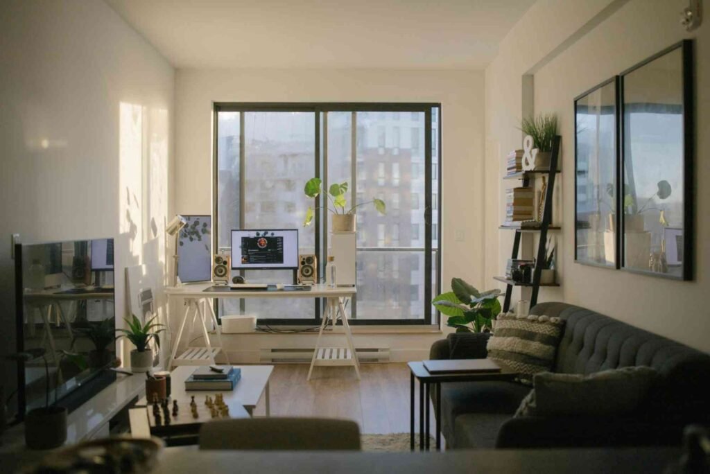 Can I Sublet My Apartment? Rules, Risks, and Legal Checklist