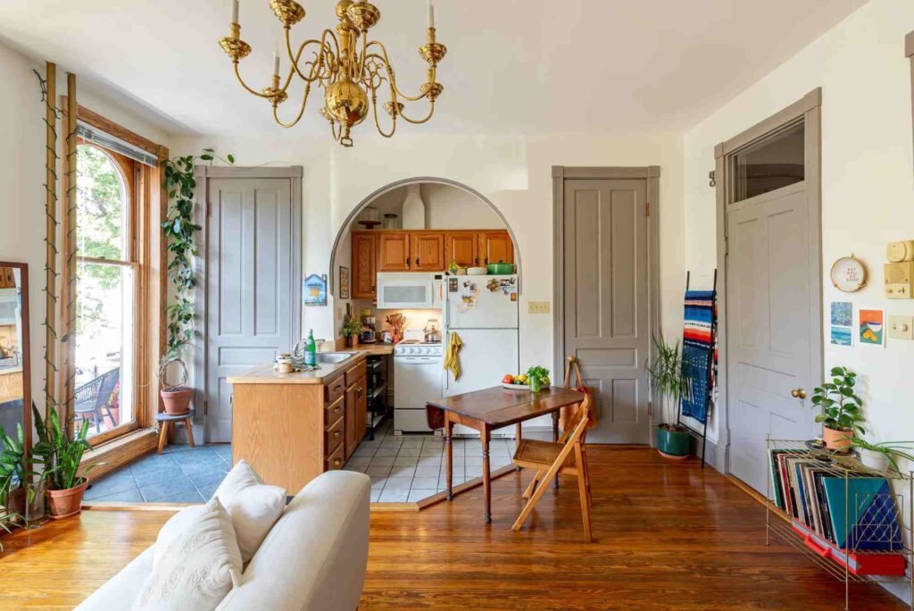 How Big Is a 500 Square Foot Apartment? Layout Examples and Tips