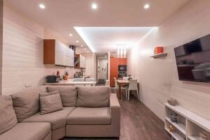 How to Furnish a Studio Apartment: Essential Furniture and Layout Ideas