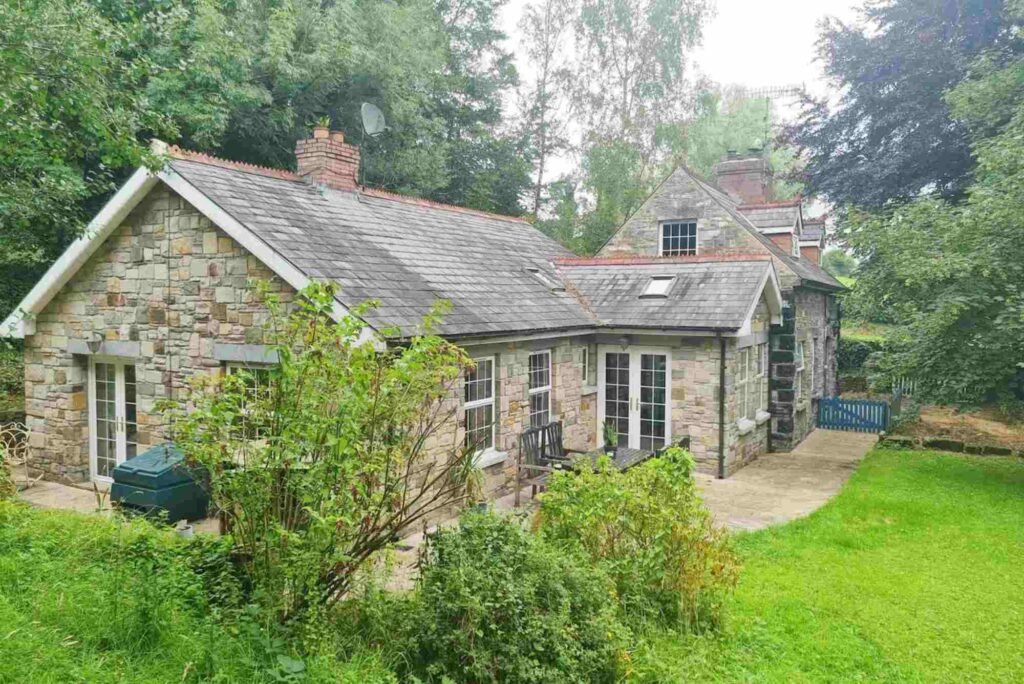 Property for Sale in Monaghan Town – Ulster Market Town Homes