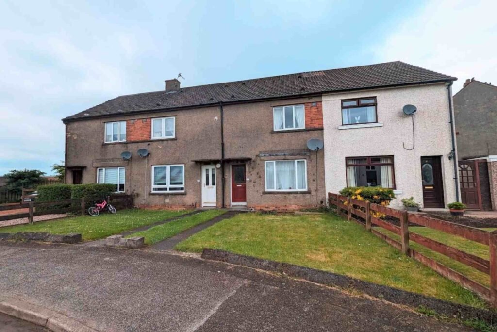 Property for Sale in Sanquhar Scotland – Dumfries & Galloway Town Homes