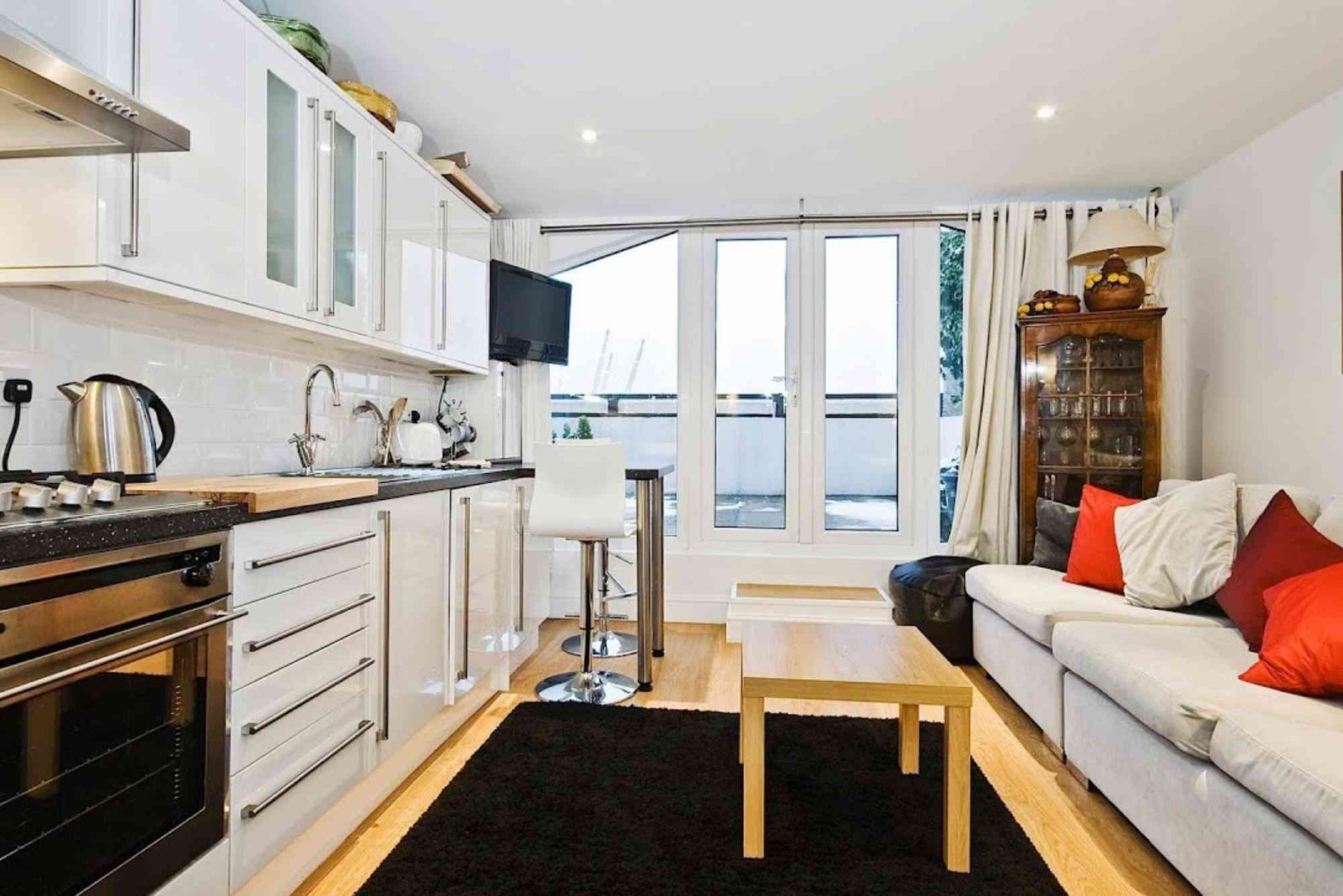 How to Arrange a Studio Apartment: Best Layouts for Open Spaces