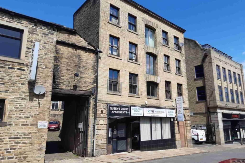 Commercial Property for Sale in Halifax – Town Centre Shops & Units