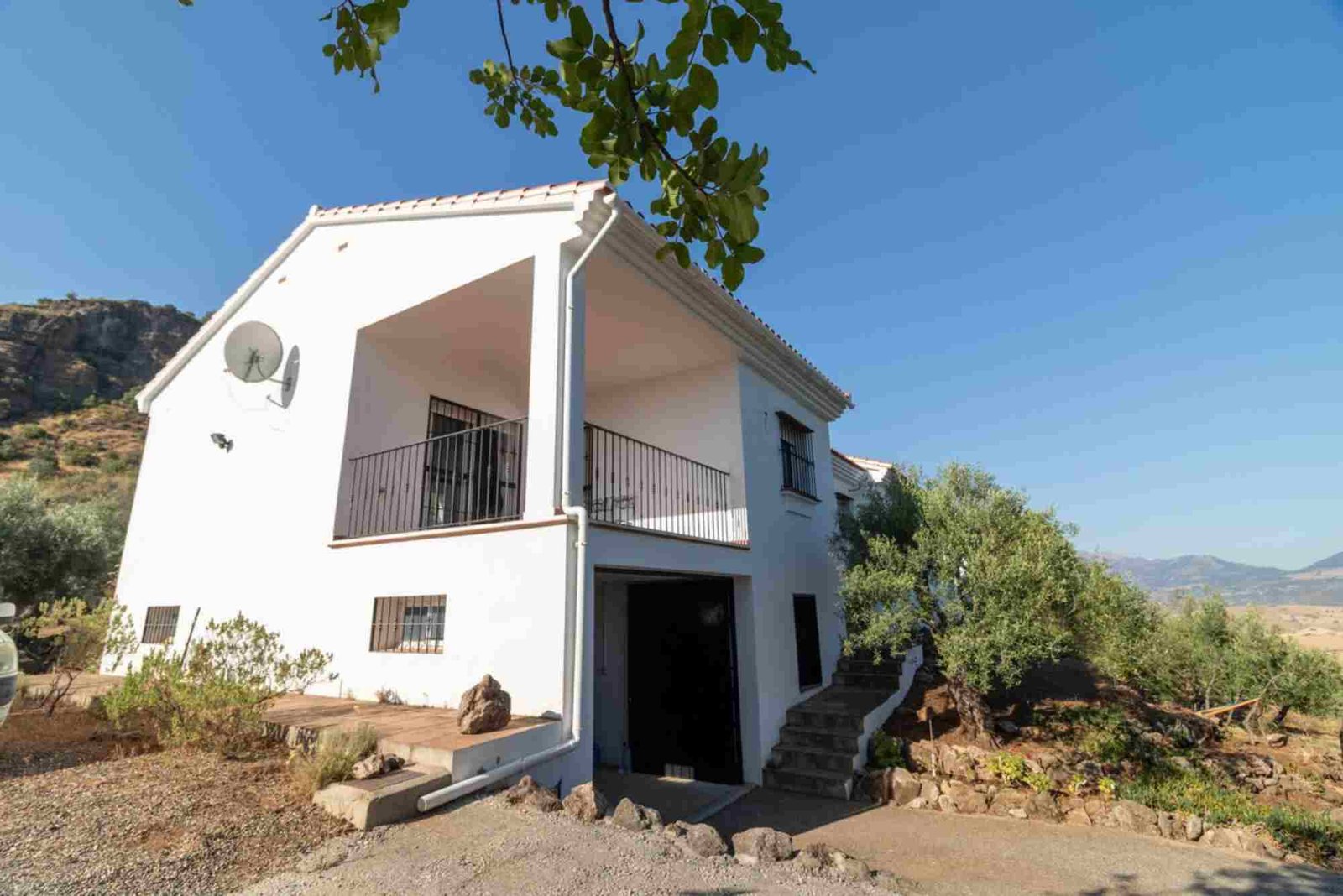 Property for Sale Alora Spain – Inland Andalucia Fincas & Village Houses