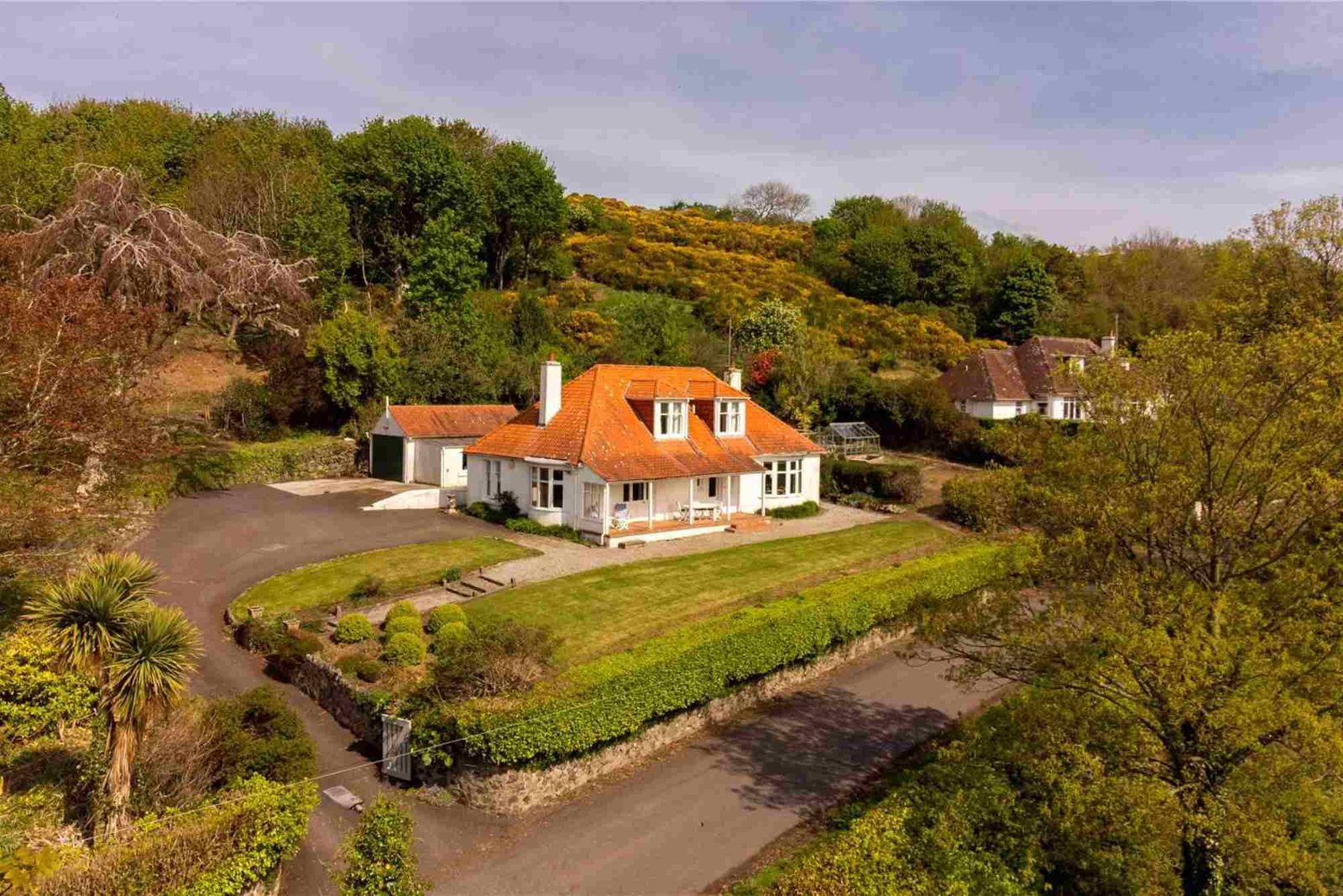 Property for Sale Ballantrae – Ayrshire Coastal Village & Sea View Homes