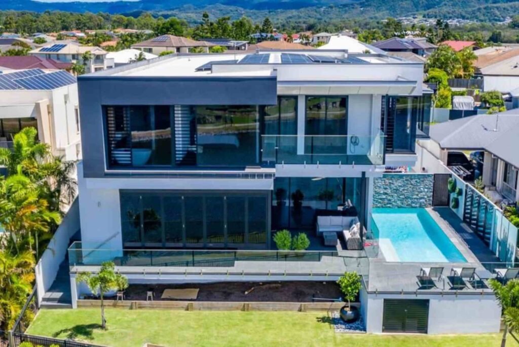 Property for Sale in Burleigh Heads