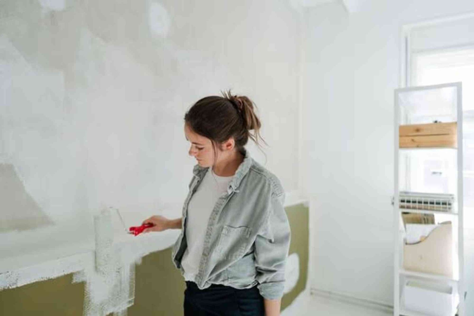 Can You Paint Your Apartment? Landlord Rules and Renter-Friendly Options