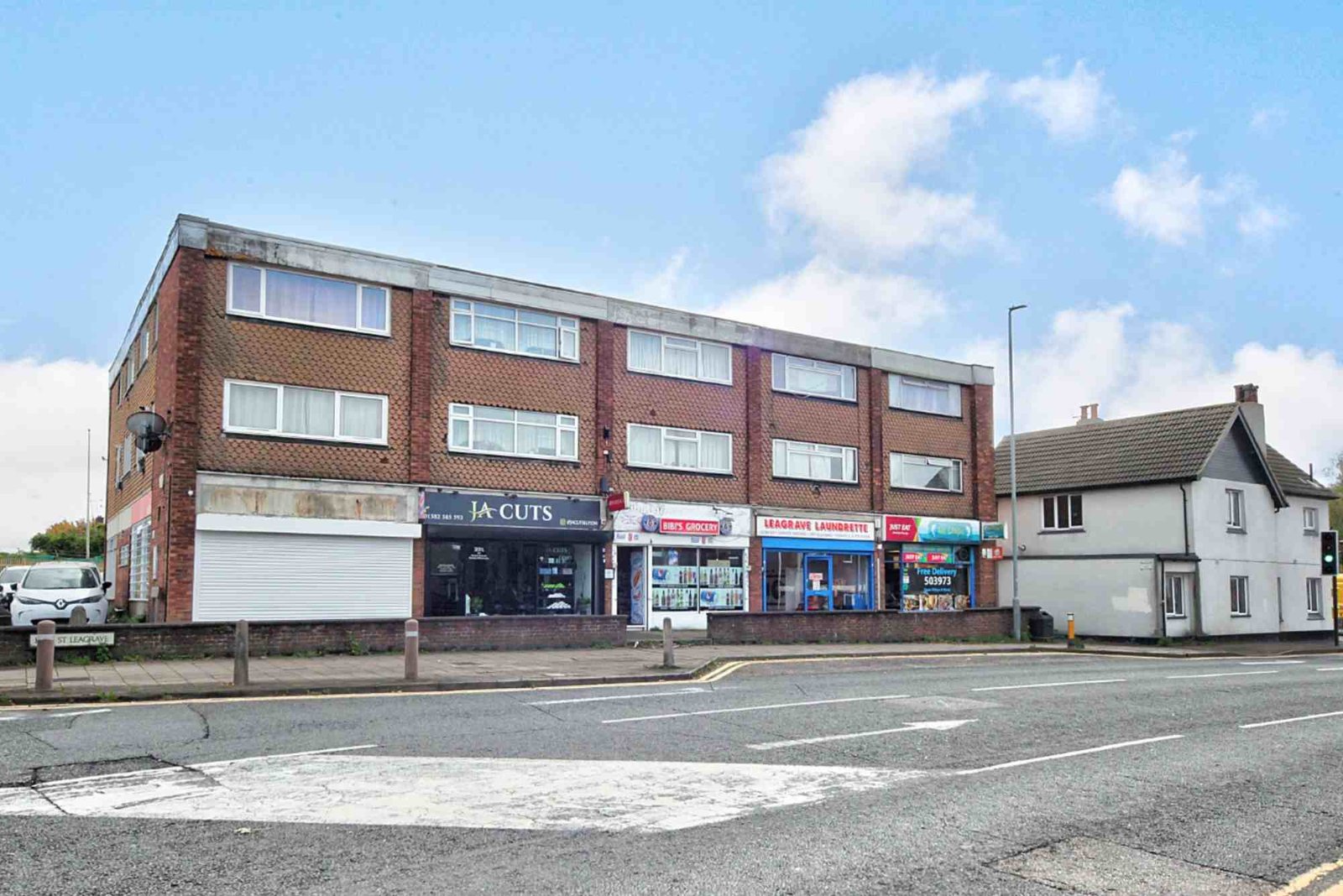 Commercial Property for Sale in LU4 Area