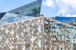 Freehold Commercial Property for Sale in Northfield Birmingham