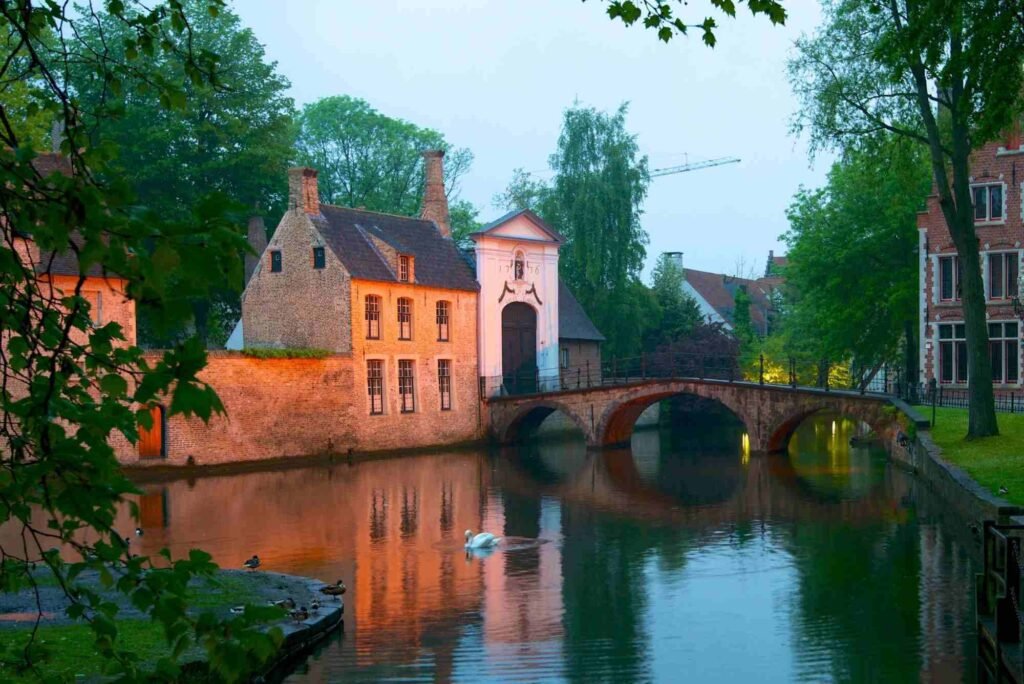 Property for Sale Bruges Belgium – Canal Houses & Historic Apartments
