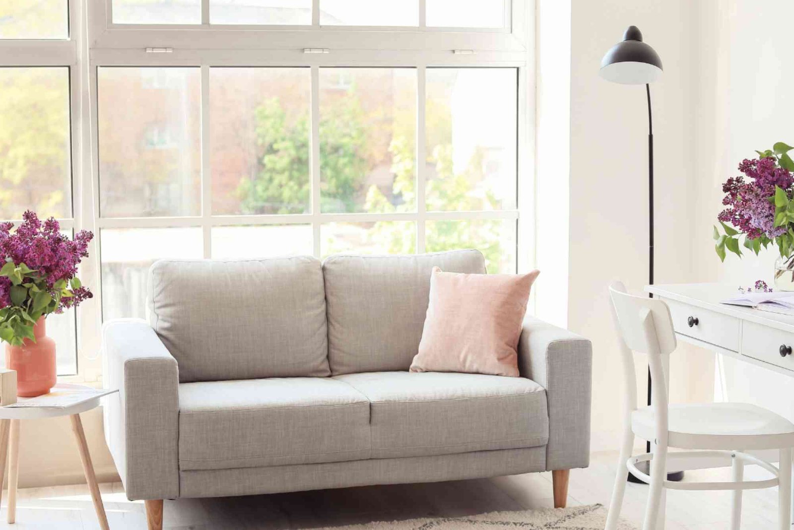 How to Decorate a Rental Apartment Without Losing Your Deposit