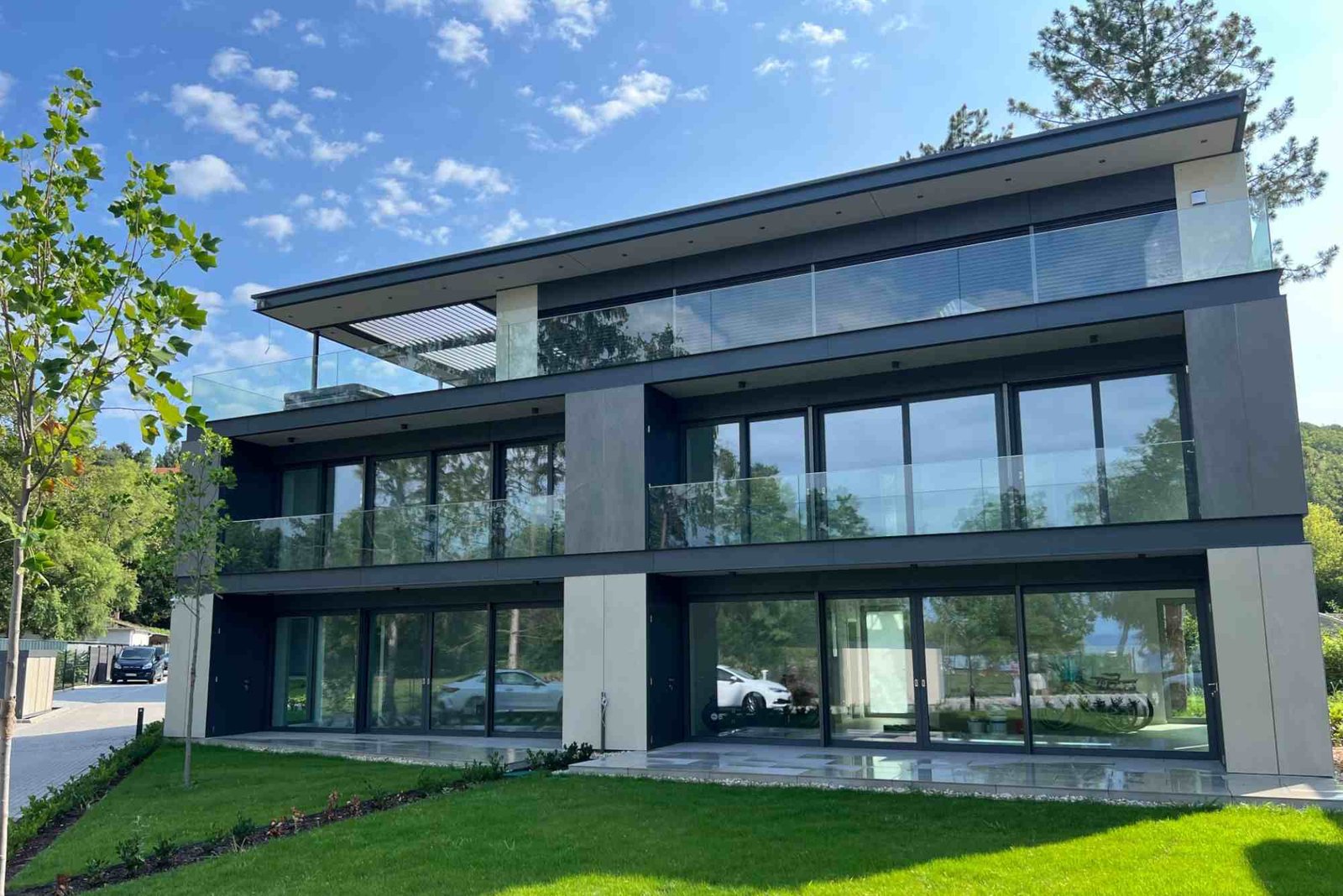 Property for Sale Lake Balaton – Waterfront Villas, Plots & Apartments