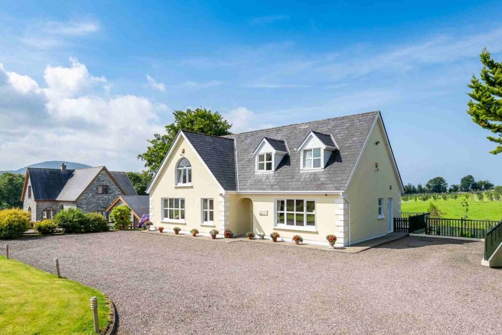 Property for Sale in Kenmare Ireland – Ring of Kerry Town & Country Homes