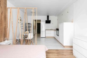 How to Maximize Space in a Studio Apartment: Smart Zoning Tips