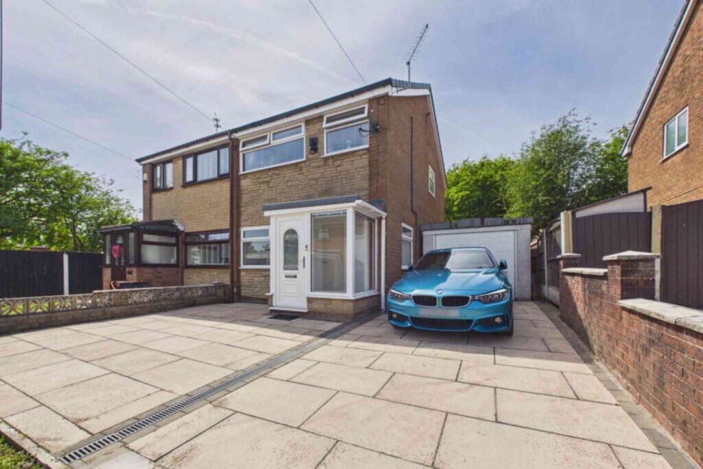 Ashton-in-Makerfield Property Sale