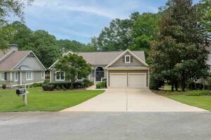 Commercial Property in Eatonton GA for Sale Under $50K – Budget Shops & Small Units