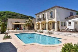 Property for Sale Languedoc-Roussillon – Vineyards, Village Houses & Coastal Homes