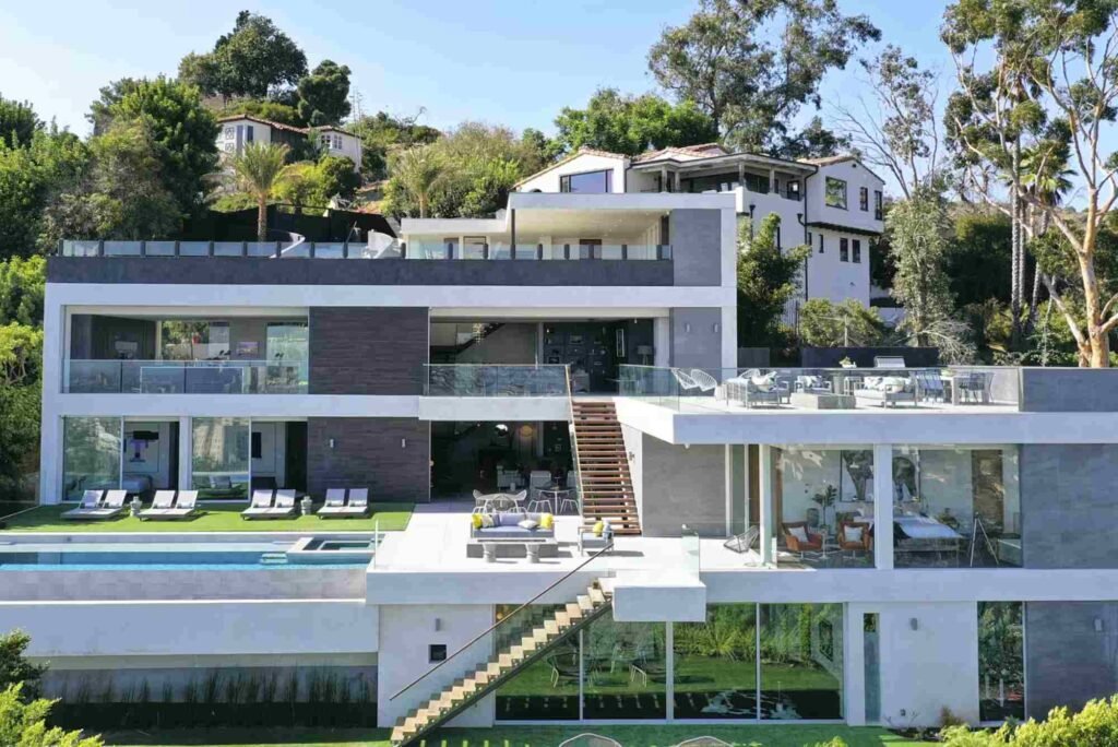 Property for Sale in Holywood
