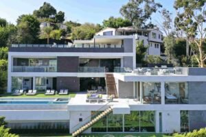 Property for Sale in Holywood