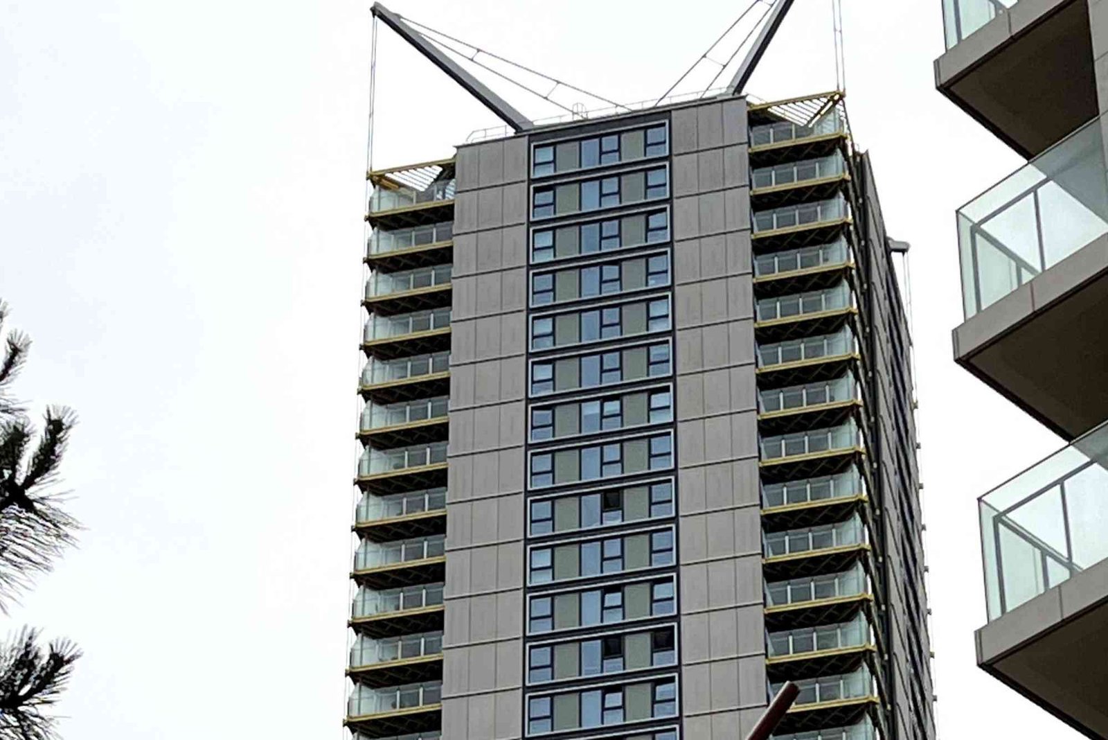 What Is a High-Rise Apartment? Pros, Cons, and Lifestyle Factors