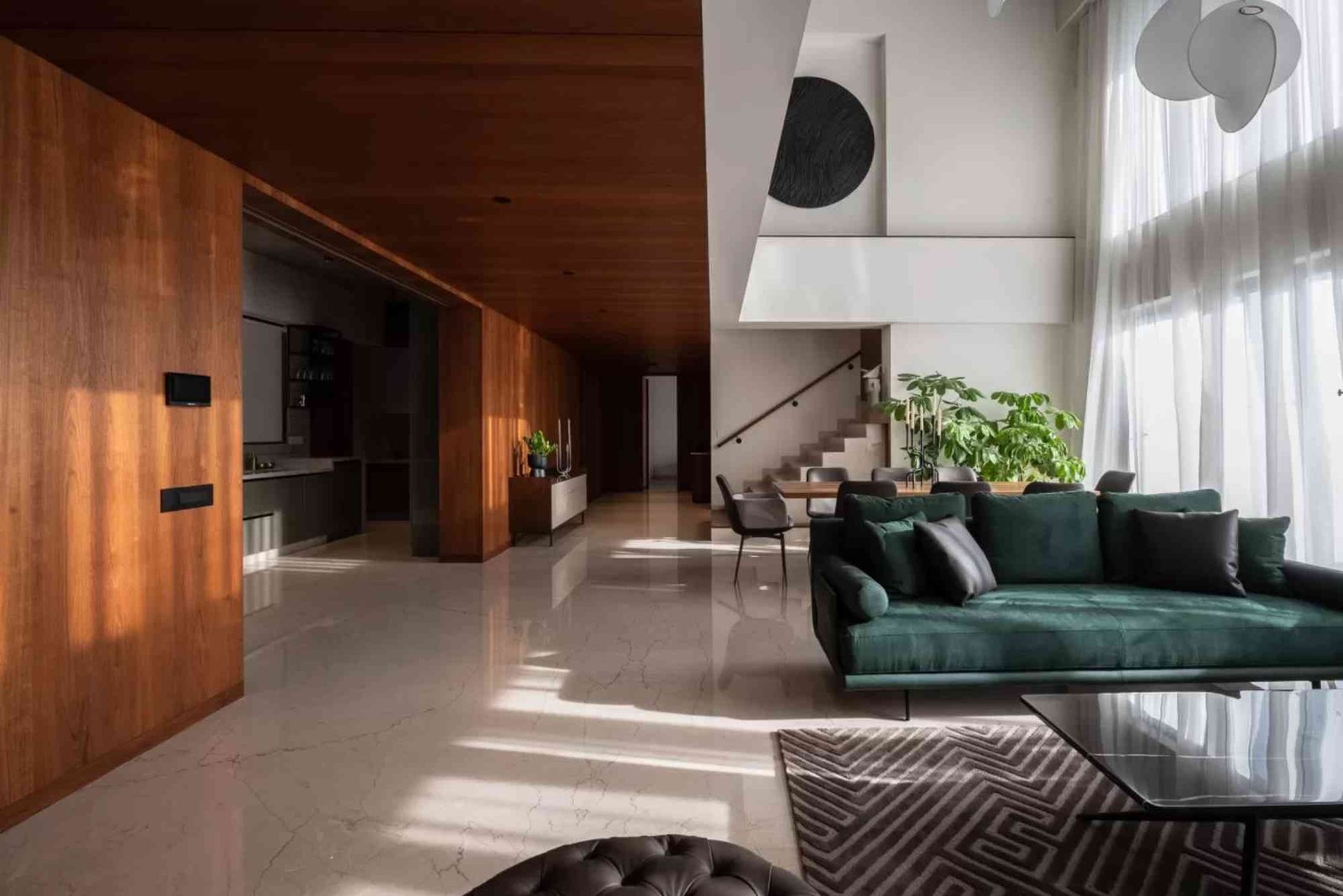 What Is a Triplex Apartment? Three-Level Layouts and Who They Suit