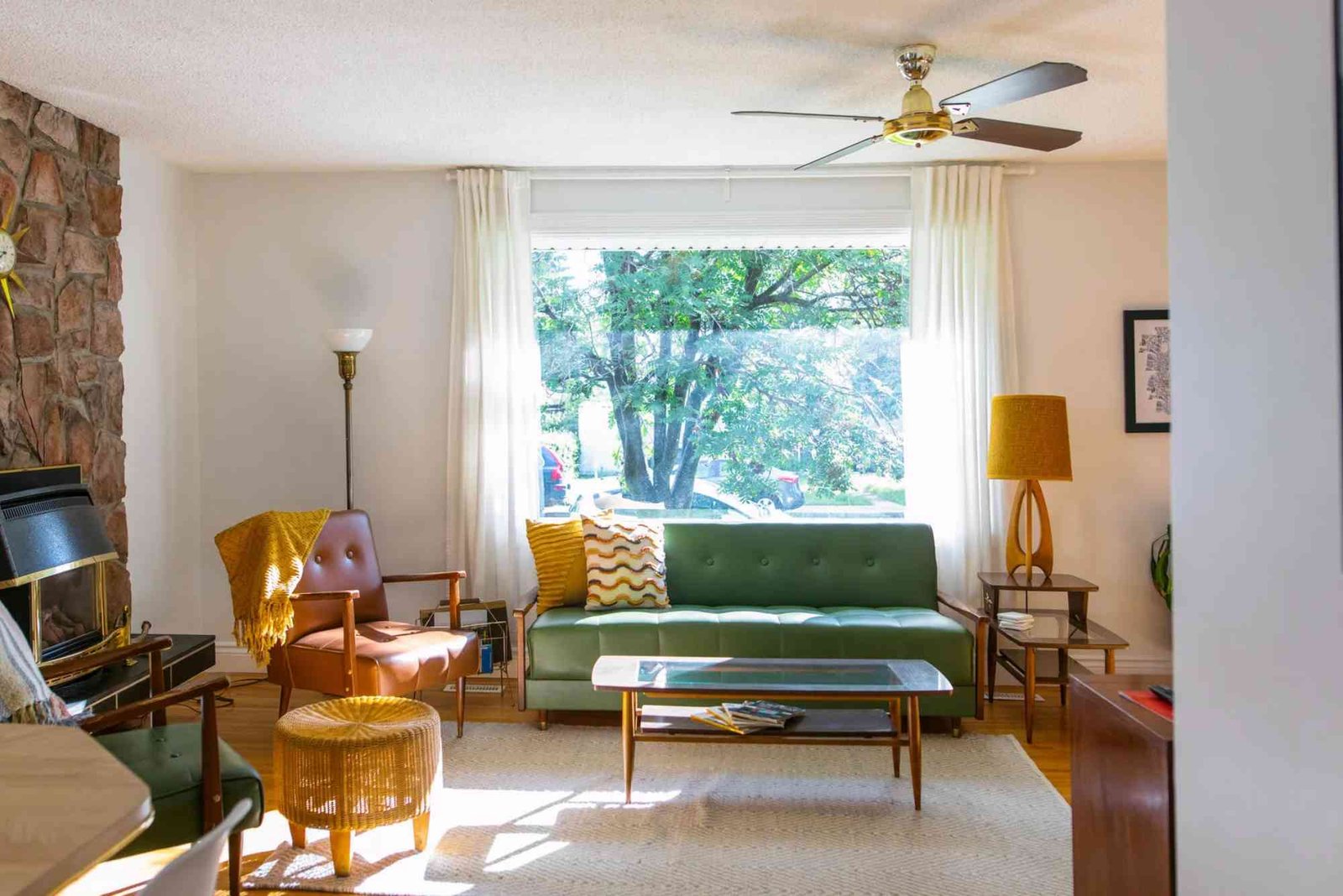 Where Can I Find an Apartment? Best Websites, Apps, and Local Options